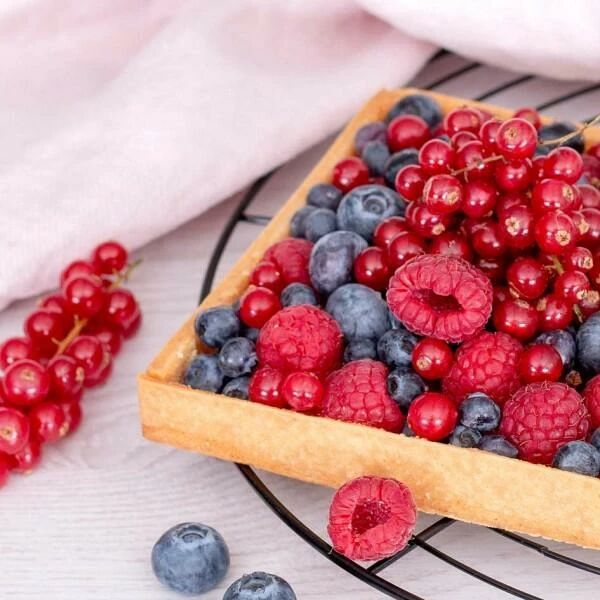 Städter Backrahmen Eckig 7 x 7 cm / H 2 cm perforiert Städter Backrahmen Eckig 7 X 7 Cm / H 2 Cm Perforiert -KitchenAid shop 201 490604 A01