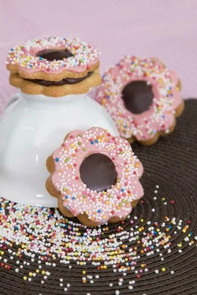 Städter Ausstechform Rosette ø 6 cm gewellt Städter Ausstechform Rosette ø 6 Cm Gewellt -KitchenAid shop 201 953032 A03