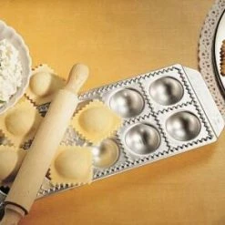 Imperia Ravioliform Ravioli Chef Mit Teigrolle