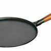 Staub Crepespfanne Aus Gusseisen Mit Holzgriff 28 Cm -KitchenAid shop 405095250 1212823 xl
