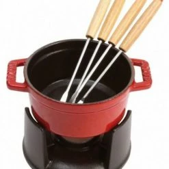 Staub Schoko Fondueset Aus Gusseisen In Kirschrot