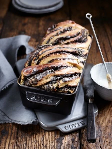 Staub Backform Aus Gusseisen In Schwarz 4 Staub Backform Aus Gusseisen In Schwarz – Bild 2