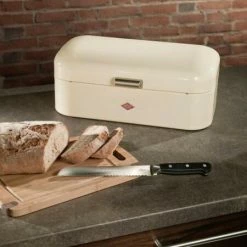 Wesco Brotkasten Grandy In Neusilber (B-Ware - Guter Zustand) 9 Wesco Brotkasten Grandy In Neusilber (B-Ware - Guter Zustand) -KitchenAid shop DB Grandy Milieu 29634 13x18 2 l