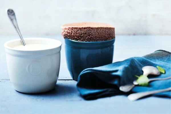 Emile Henry Töpfchen Nr. 8 in fusain, 2er Set Emile Henry Töpfchen Nr. 8 In Fusain, 2er Set -KitchenAid shop EH 1008 Amb Ramequin Ramekin ChocolateSouffle2 H 3