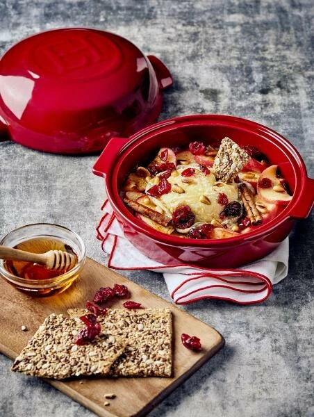 Emile Henry Cheese Baker In Grand Cru 7 Emile Henry Cheese Baker In Grand Cru – Bild 5