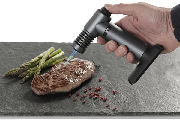 AdHoc Flambierbrenner Brulée in silber AdHoc Flambierbrenner Brulée In Silber -KitchenAid shop FZ61 AdHoc Flambierbrenner BRULEE 5 2