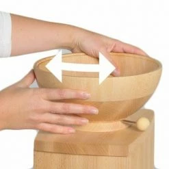 Schnitzer Kombimühle Vario Mit Holztrichter -KitchenAid shop Trichter drehen Haende 1